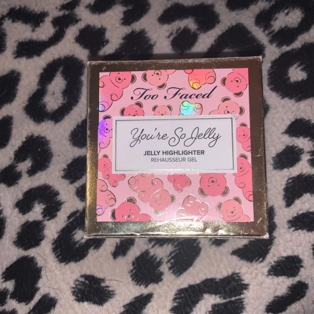 Too faced jelly highlighter